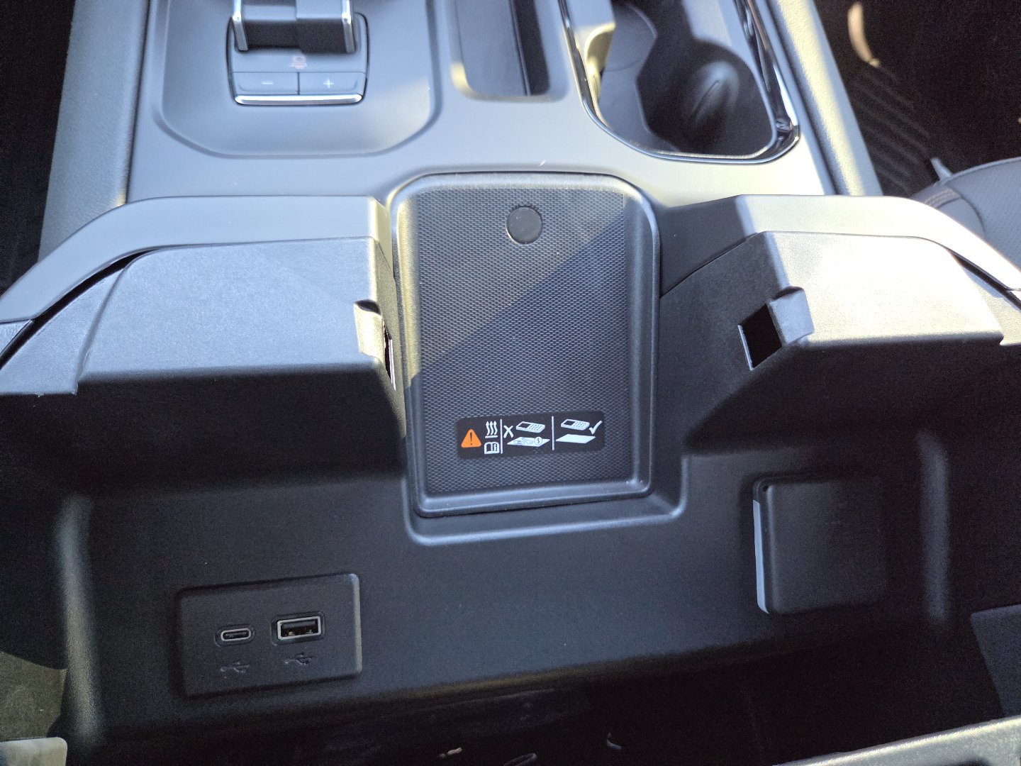 New 2026 GMC Sierra 1500 AT4 AWD/4WD image 35