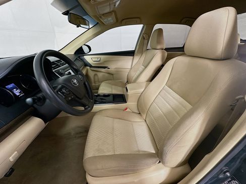 Used 2017 Toyota Camry LE w/ Protection Package (Q2) FWD image 13