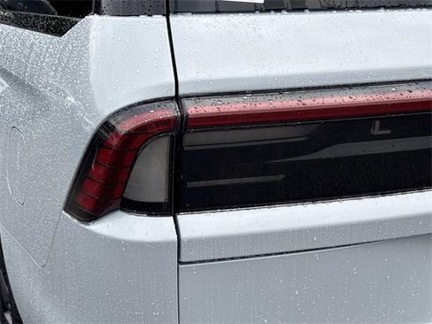 New 2025 Lincoln Navigator L Reserve w/ Jet Appearance Package image 11