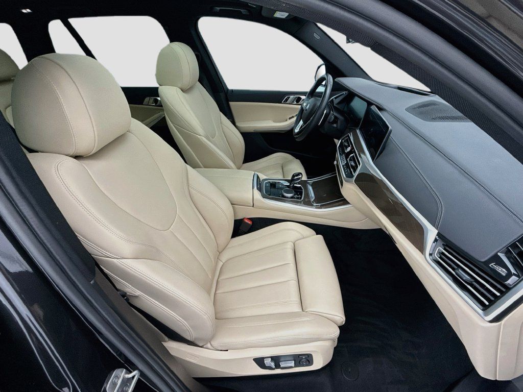 Certified 2022 BMW X5 xDrive40i w/ Premium Package AWD/4WD image 19