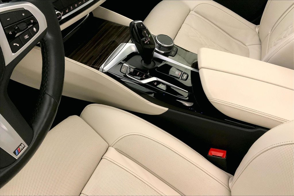 Certified 2023 BMW 530e xDrive w/ Premium Package AWD/4WD image 22