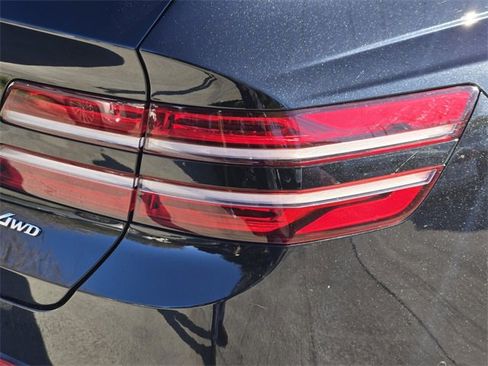 Certified 2023 Genesis GV80 2.5T w/ Prestige 20" Package image 9