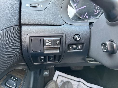 Used 2013 Lexus IS 250C image 17