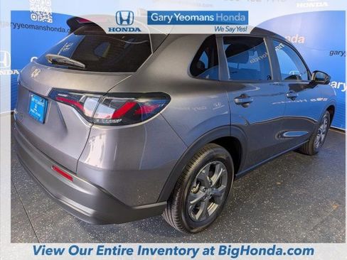Certified 2026 Honda HR-V LX image 7