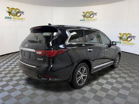 Used 2017 INFINITI QX60 Base w/ Premium Plus Package image 10