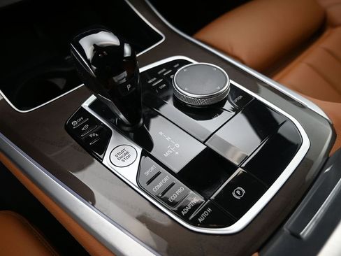 Certified 2022 BMW X5 sDrive40i w/ Premium Package image 16