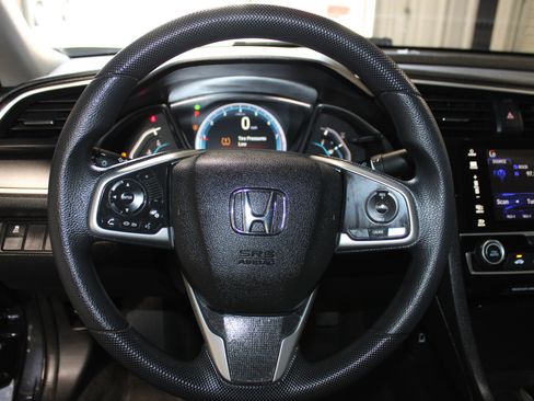 Used 2018 Honda Civic EX image 10