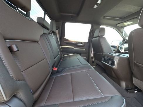 Used 2024 GMC Sierra 1500 Denali w/ Denali Reserve Package AWD/4WD image 14