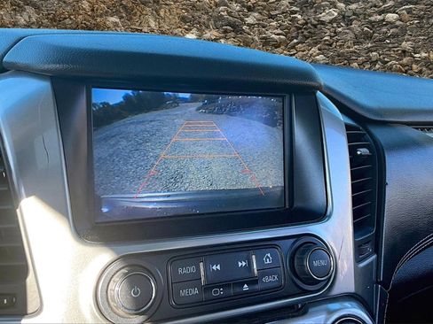 Used 2015 Chevrolet Tahoe LT image 17