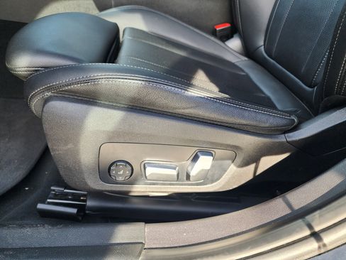 Used 2023 BMW 330i Sedan image 25