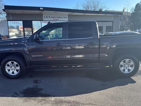 Used 2015 GMC Sierra 1500 SLE w/ SLE Value Package AWD/4WD image 4
