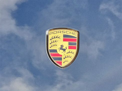 Used 2017 Porsche 911 Carrera S image 26