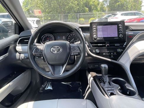 Used 2023 Toyota Camry SE w/ Cold Weather Package AWD/4WD image 13