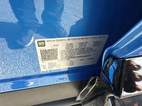 Used 2025 Chevrolet Equinox EV RS w/ Convenience Package II image 32