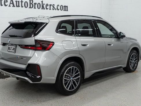 Used 2025 BMW X1 xDrive28i w/ M Sport Line w/ M Sport Package image 6