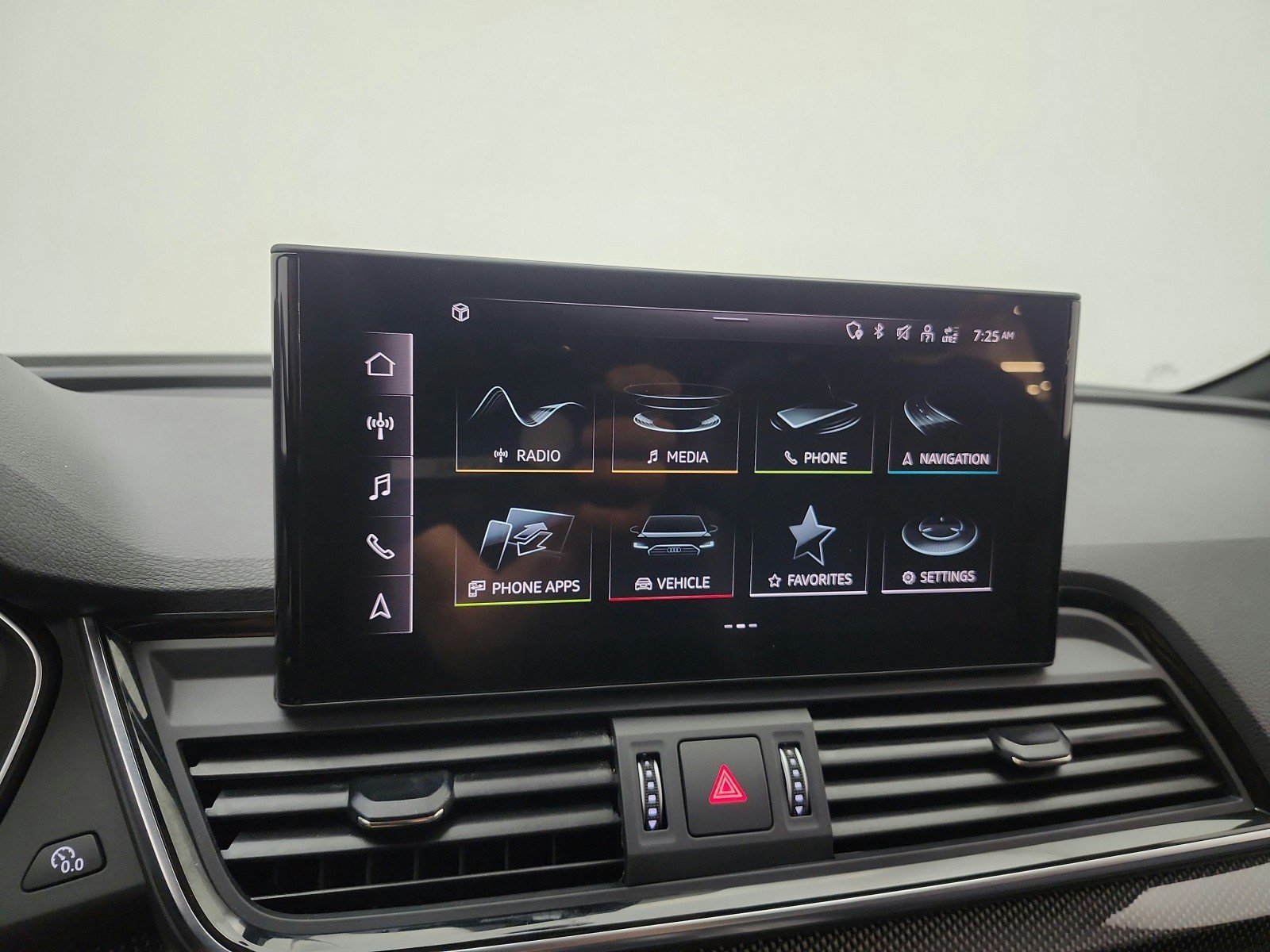 Used 2023 Audi SQ5 Premium Plus w/ Premium Plus Package AWD/4WD image 9