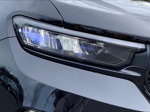 Certified 2024 Jeep Grand Cherokee Limited w/ Black Appearance Package AWD/4WD image 26
