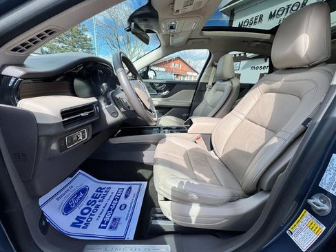 Used 2022 Lincoln Corsair Reserve w/ Equipment Group 201A image 11