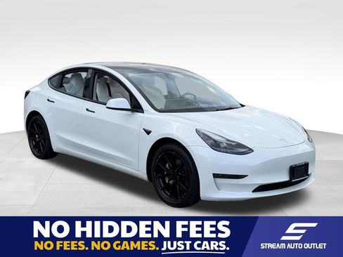 Used 2022 Tesla Model 3 RWD image 1