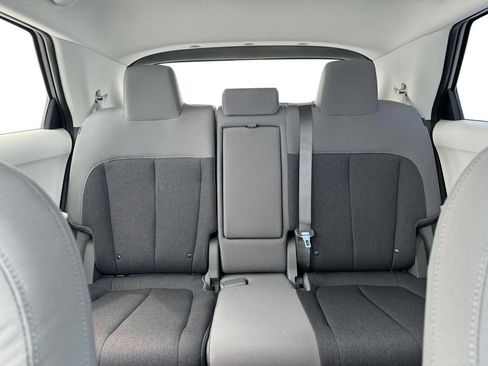 New 2025 Hyundai Ioniq 5 SE image 16