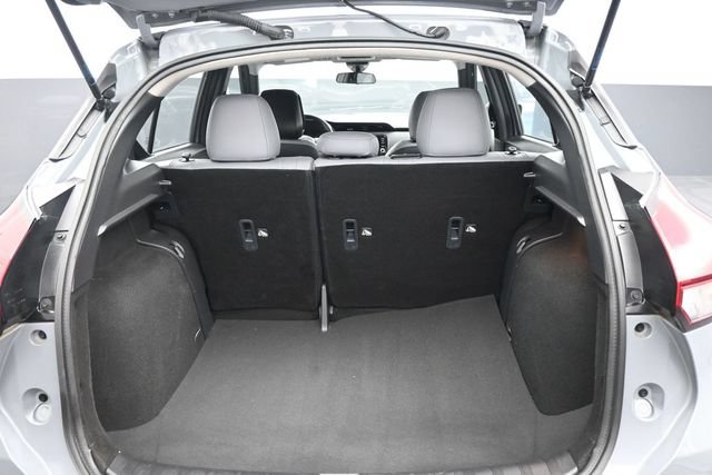 Used 2024 Nissan Kicks SR w/ SR Premium Package FWD image 16