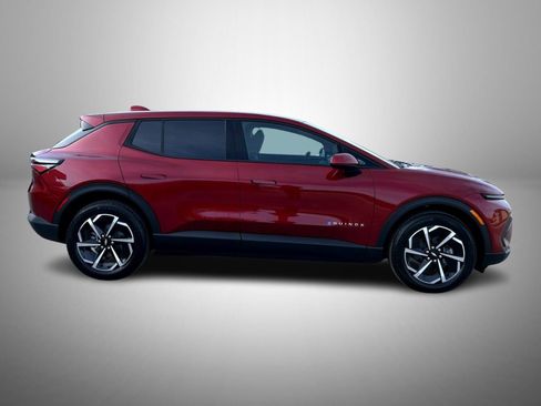 New 2026 Chevrolet Equinox EV LT image 4