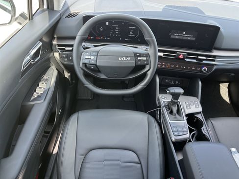 New 2026 Kia Sportage SX image 7