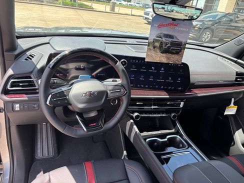 New 2026 Chevrolet Traverse RS FWD image 19