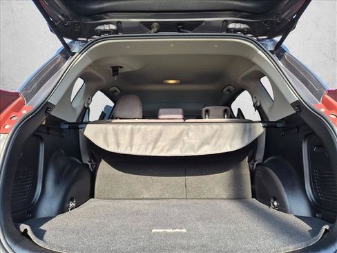 Used 2015 Toyota RAV4 XLE FWD image 6