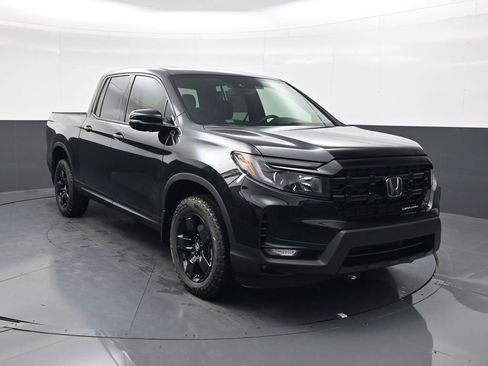 Used 2026 Honda Ridgeline Black Edition image 2