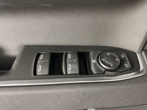 New 2026 GMC Sierra 1500 SLE image 23