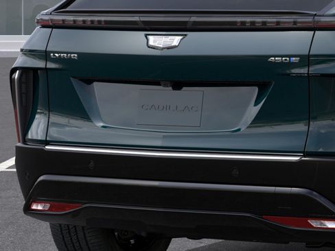 New 2026 Cadillac Lyriq Luxury RWD image 14