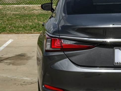 Used 2023 Lexus ES 350 w/ Premium Package FWD image 54