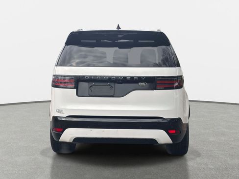 Used 2023 Land Rover Discovery S R-Dynamic image 6