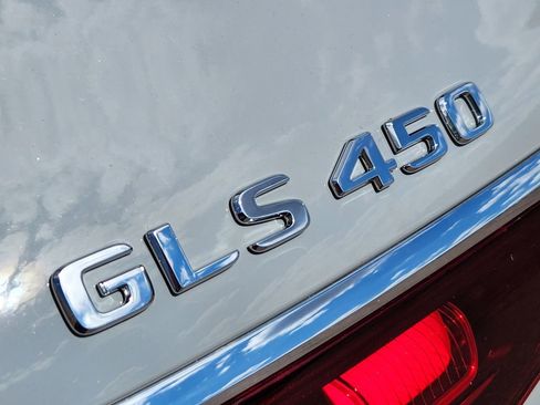 Used 2025 Mercedes-Benz GLS 450 GLS 450 image 11