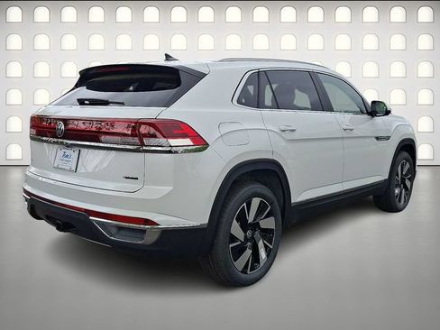 New 2026 Volkswagen Atlas Cross Sport SEL AWD/4WD image 4
