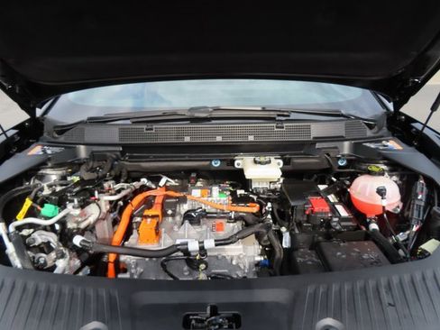 Certified 2024 Chevrolet Equinox EV RS image 37