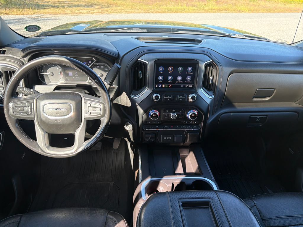 Used 2022 GMC Sierra 1500 Denali w/ Denali Premium Package AWD/4WD image 13