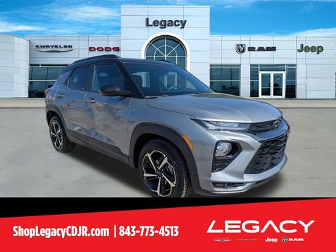 Used 2023 Chevrolet TrailBlazer RS w/ Convenience Package FWD image 1