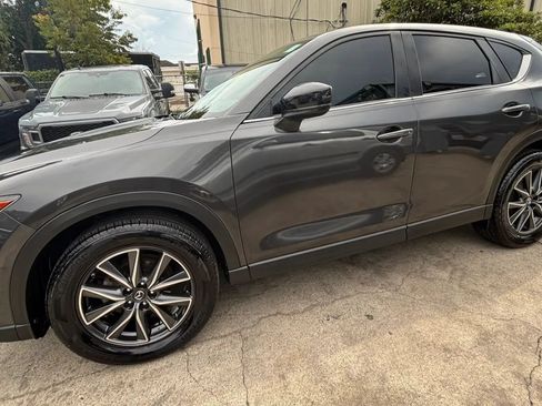 Used 2018 MAZDA CX-5 Touring w/ Preferred Equipment Package AWD/4WD image 4