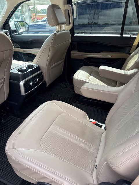Used 2023 Ford Expedition Limited RWD image 7