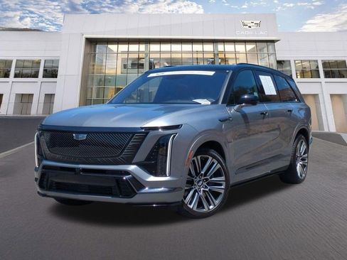Certified 2026 Cadillac Vistiq Premium Luxury w/ LPO, Floor Liner Package AWD/4WD image 1