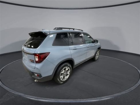 Used 2023 Honda Passport TrailSport image 8
