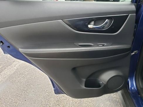 Used 2019 Nissan Rogue SL image 13