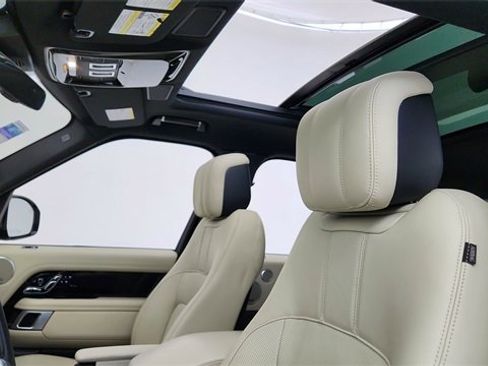 Used 2022 Land Rover Range Rover Westminster Edition image 32
