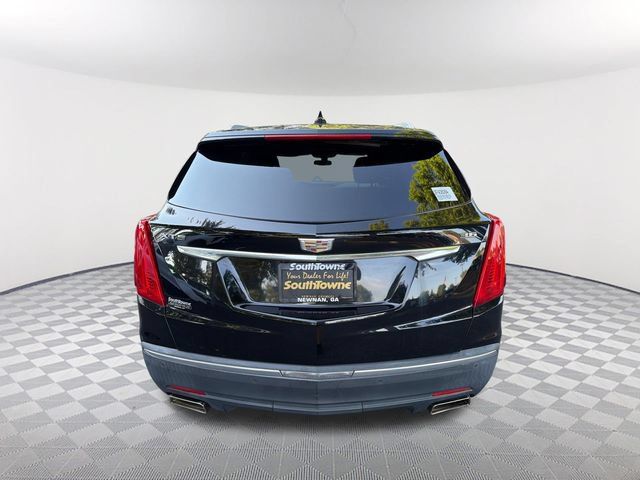Used 2017 Cadillac XT5 FWD image 6