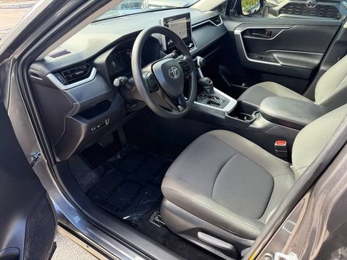 Used 2025 Toyota RAV4 LE FWD image 12