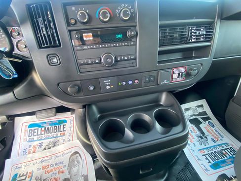 Used 2025 Chevrolet Express 2500 Extended w/ Communications Package image 27