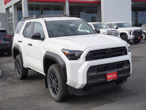 New 2026 Toyota 4Runner SR5 image 25