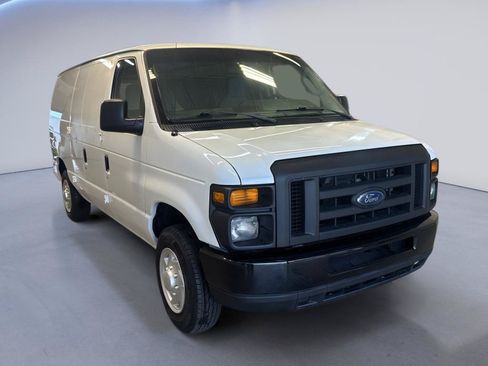 Used 2014 Ford E-150 and Econoline 150 w/ Power Group RWD image 1